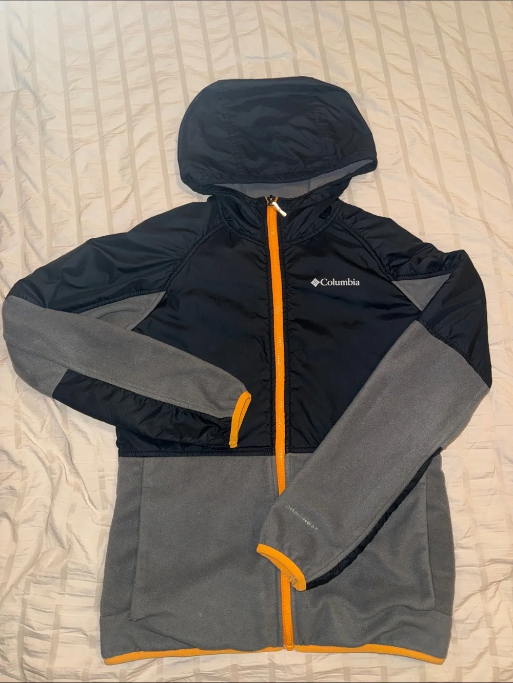 Columbia Kids Hooded Jacket in Black, Gray & Orange. Great for a ski base!